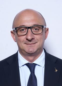 Andrea Dara