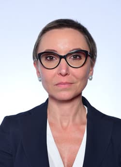 Ylenja Lucaselli